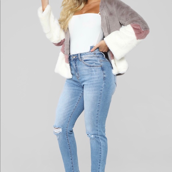 Light Wash Jeans - Picture 5 of 6